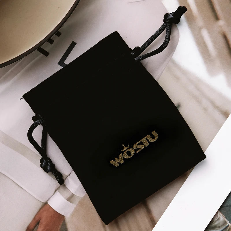 Hug Hands 925 Sterling Silver Ring – Elegant Symbolic Jewelry